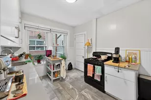 805 Washington St, Brookline, MA 02446 - Photo 5