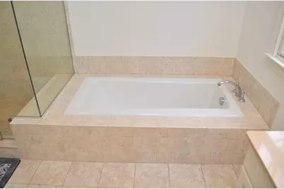 92 Johnson Woods Dr #92, Reading, MA 01867 - Photo 17