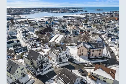 15 Mount Vernon St, Gloucester, MA 01930 - Photo 5