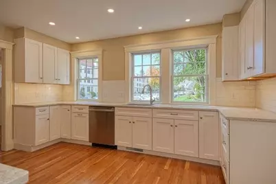 71 Church Street #1, Winchester, MA 01890 - Photo 3