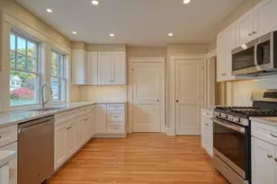 71 Church St, Winchester, MA 01890 - Photo 5