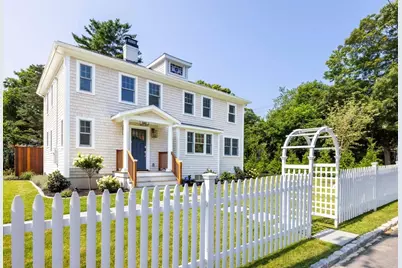 5 Pine Tree Lane, Tisbury, MA 02568 - Photo 1