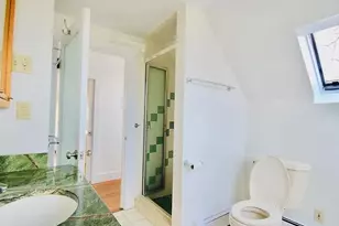 31 Jefferson St, Newton, MA 02458 - Photo 9