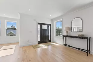 15 Landry Rd, Medford, MA 02155 - Photo 3