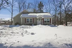 24 Holly St, Billerica, MA 01821 - Photo 1