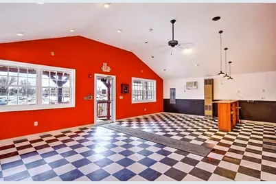 1635 Grand Army Of The Republic Hwy, Swansea, MA 02777 - Photo 3