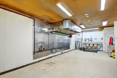 1635 Grand Army Of The Republic Hwy, Swansea, MA 02777 - Photo 9