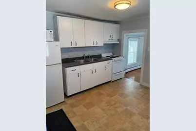 198 Main St #2W, Fairhaven, MA 02719 - Photo 9