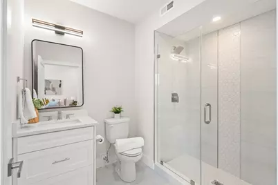 260 Elm St #304, Everett, MA 02149 - Photo 5