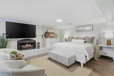 28 Old Jarvis Ave, Holyoke, MA 01040 - Photo 17