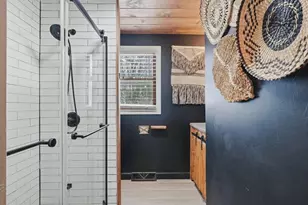 28 Old Jarvis Ave, Holyoke, MA 01040 - Photo 13