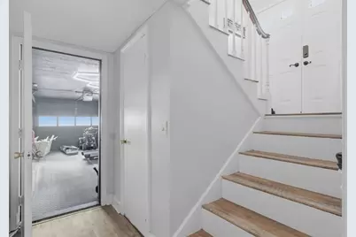 28 Old Jarvis Ave, Holyoke, MA 01040 - Photo 15