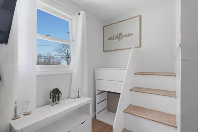 28 Old Jarvis Ave, Holyoke, MA 01040 - Photo 11