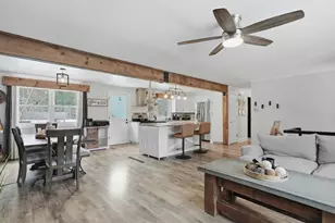 28 Old Jarvis Ave, Holyoke, MA 01040 - Photo 5