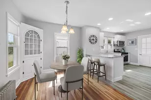 117 Gorham St, Chelmsford, MA 01824 - Photo 9