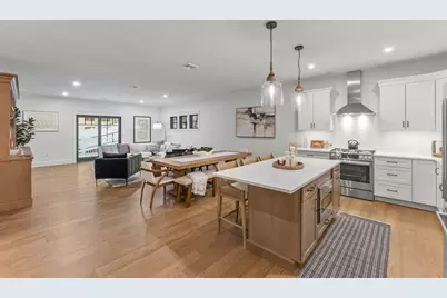 134 Court St #1, Plymouth, MA 02360 - Photo 11