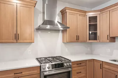 134 Court St #1, Plymouth, MA 02360 - Photo 5