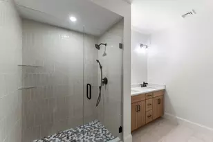 134 Court St, Plymouth, MA 02360 - Photo 27