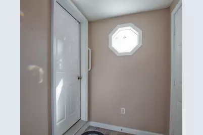 214 Alvord Pl #214, South Hadley, MA 01075 - Photo 9