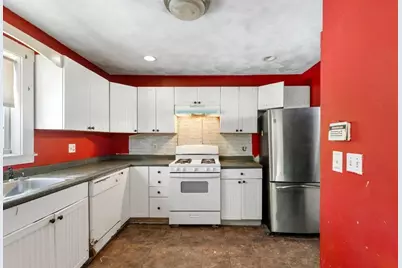 26 Sagamore St, Lynn, MA 01902 - Photo 7