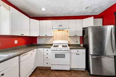 26 Sagamore St, Lynn, MA 01902 - Photo 5