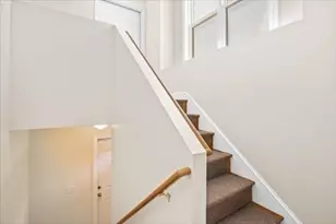 468 Sea St, Quincy, MA 02169 - Photo 11