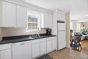 468 Sea St, Quincy, MA 02169 - Photo 5