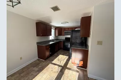 213 Victoria Heights Rd #213, Boston, MA 02136 - Photo 5