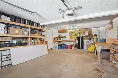 435 Partridge St, Gardner, MA 01440 - Photo 25