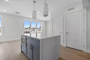 301 Border St, Boston, MA 02128 - Photo 7