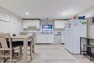 118 Maple St, Fall River, MA 02720 - Photo 5