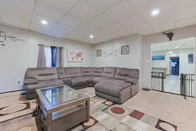 118 Maple St, Fall River, MA 02720 - Photo 3