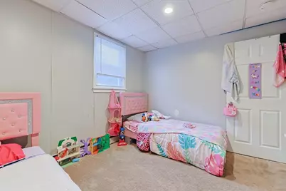 118 Maple St, Fall River, MA 02720 - Photo 9