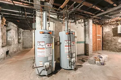 118 Maple St, Fall River, MA 02720 - Photo 31