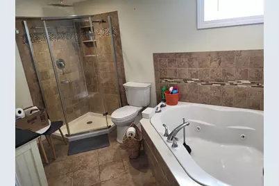 347 Lake St, Haverhill, MA 01832 - Photo 9