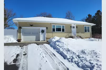 347 Lake St, Haverhill, MA 01832 - Photo 1