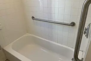 17 N Woodford St, Worcester, MA 01604 - Photo 15