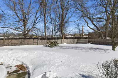 161 Dorset St, Springfield, MA 01108 - Photo 39