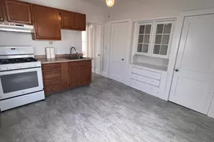 14 Fairview Ave, Saugus, MA 01906 - Photo 21