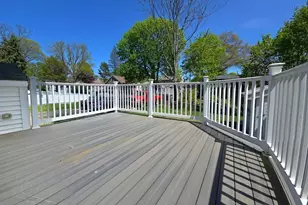 48 Boylston St, Lowell, MA 01852 - Photo 11