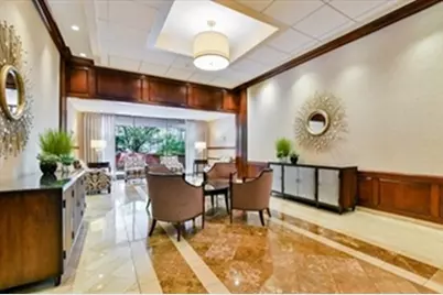 2 Hawthorne Place #14L, Boston, MA 02114 - Photo 11