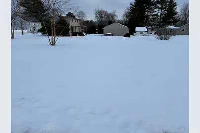 14 Arthur St, Ludlow, MA 01056 - Photo 5