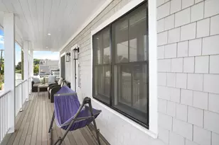 33 Lagoon Pond Rd, Tisbury, MA 02568 - Photo 5