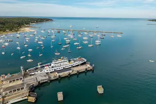 33 Lagoon Pond Rd, Tisbury, MA 02568 - Photo 41