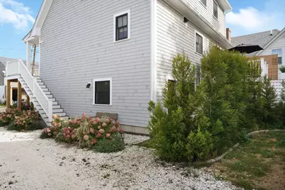 33 Lagoon Pond Road, Tisbury, MA 02568 - Photo 3