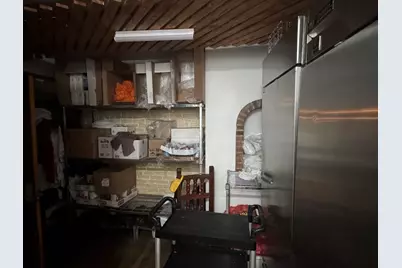 914 Beacon St, Boston, MA 02215 - Photo 17