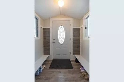 8 Mystic Avenue, Gloucester, MA 01930 - Photo 5