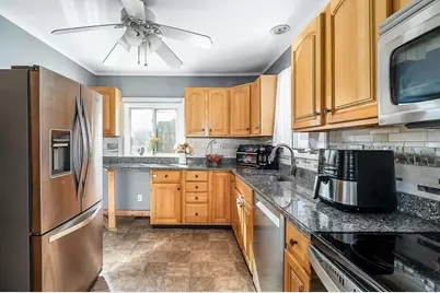 8 Mystic Avenue, Gloucester, MA 01930 - Photo 9