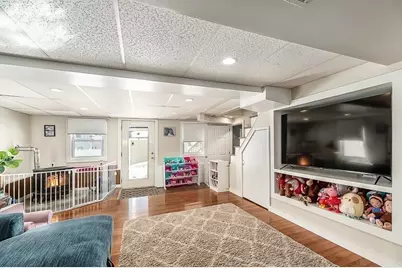 8 Mystic Avenue, Gloucester, MA 01930 - Photo 15