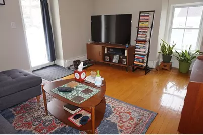 10 Chase St #3, Newton, MA 02459 - Photo 7